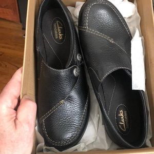 Clarks Bendables - 9W Black - Never Worn